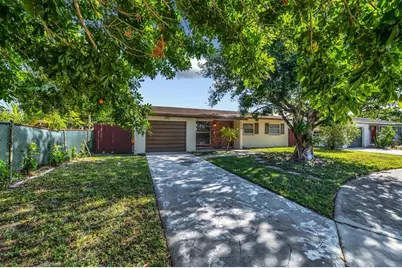 180 SW 78th Ave, Margate, FL 33068 - Photo 39