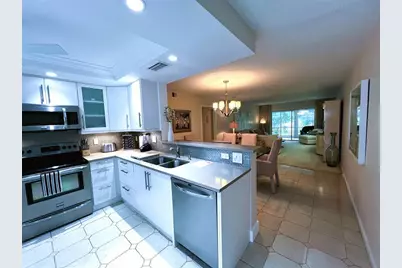 3202  Portofino Point, Unit #L-2, Coconut Creek, FL 33066 - Photo 21