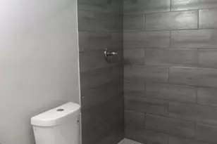 5317 NW 18th St, Fort Lauderdale, FL 33313 - Photo 9