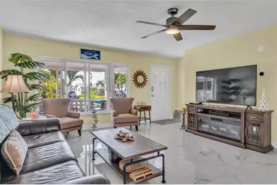 101 NW 32nd Ct, Pompano Beach, FL 33064 - Photo 9