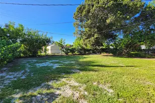 942 NW 12th St, Fort Lauderdale, FL 33311 - Photo 3