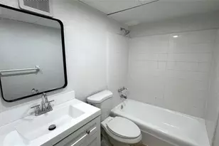 760 SE 2nd Ave, Deerfield Beach, FL 33441 - Photo 13