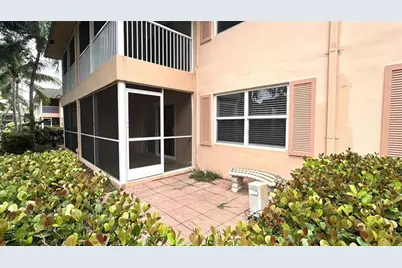 760 SE 2nd Ave, Unit #D111, Deerfield Beach, FL 33441 - Photo 17