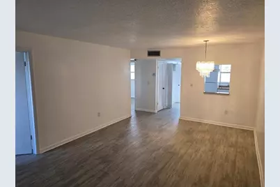 8225  Sunrise Lakes Blvd, Unit #310, Sunrise, FL 33322 - Photo 7