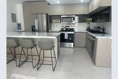 217 SW 15th St, Fort Lauderdale, FL 33315 - Photo 7