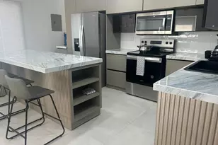 217 SW 15th St, Fort Lauderdale, FL 33315 - Photo 3