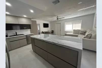 217 SW 15th St, Fort Lauderdale, FL 33315 - Photo 17