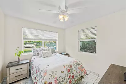 946  Alamanda Rd, West Palm Beach, FL 33405 - Photo 49