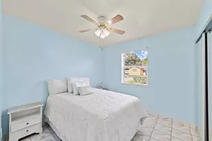 946 Alamanda Rd, West Palm Beach, FL 33405 - Photo 45