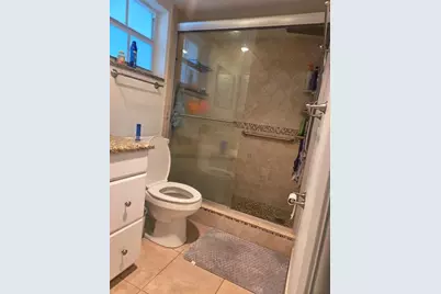 3150 N Palm Aire Dr, Unit #805, Pompano Beach, FL 33069 - Photo 11