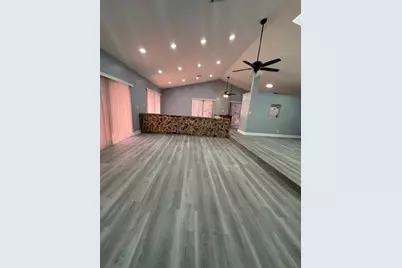 8340 NW 51st St, Lauderhill, FL 33351 - Photo 9