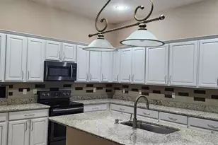 21 Country Lake Cir, Boynton Beach, FL 33436 - Photo 9