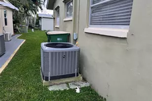 4938 NW 54th Ct, Tamarac, FL 33319 - Photo 7