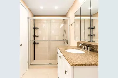 4330  Hillcrest Dr, Unit #506, Hollywood, FL 33021 - Photo 15