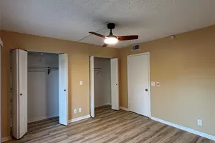 1401 SW 135th Terrace, Pembroke Pines, FL 33027 - Photo 9