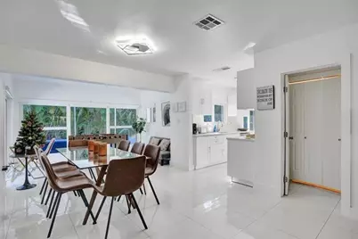 1050 NE 150th St, Miami, FL 33161 - Photo 15