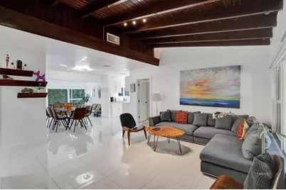 1050 NE 150th St, Miami, FL 33161 - Photo 9