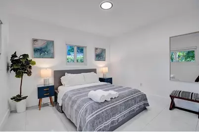 1050 NE 150th St, Miami, FL 33161 - Photo 29