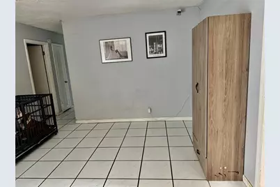 8212 NW 74th Ter, Tamarac, FL 33321 - Photo 5