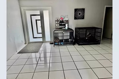 8212 NW 74th Ter, Tamarac, FL 33321 - Photo 3