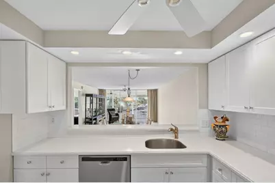 985 SE 19 Ave, Unit #204, Deerfield Beach, FL 33441 - Photo 13