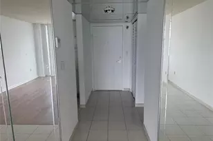 2851 NE 183rd St Unit, Aventura, FL 33160 - Photo 9