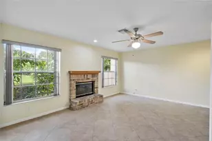 10856 Cypress Glen Dr, Coral Springs, FL 33071 - Photo 9