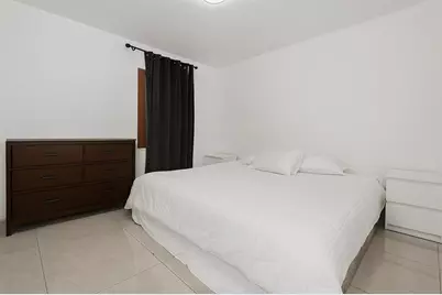 2447  Roosevelt St, Hollywood, FL 33020 - Photo 15