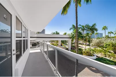 3500  Galt Ocean Dr, Unit #109, Fort Lauderdale, FL 33308 - Photo 19