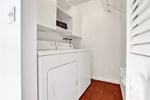 81 NE 17th Ct, Fort Lauderdale, FL 33305 - Photo 13