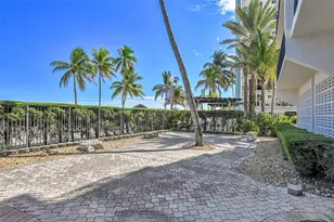 851 N Surf Rd, Hollywood, FL 33019 - Photo 49