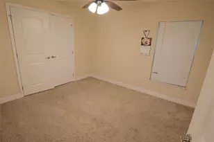 2112 SE Holland St, Port Saint Lucie, FL 34952 - Photo 9