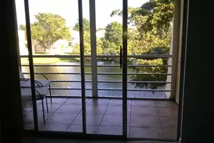 9070 Lime Bay Blvd, Tamarac, FL 33321 - Photo 9