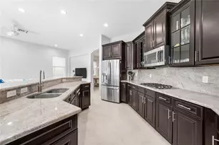 9730 Blue Isle Bay, Parkland, FL 33076 - Photo 11