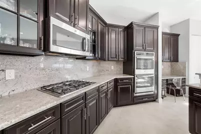 9730  Blue Isle Bay, Parkland, FL 33076 - Photo 13