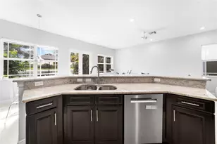 9730 Blue Isle Bay, Parkland, FL 33076 - Photo 15