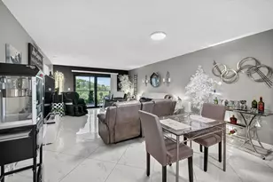 2334 SW Cypress Bend Dr Unit, Pompano Beach, FL 33069 - Photo 7