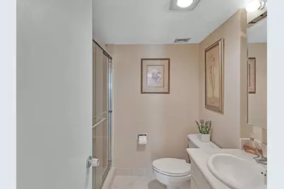 1150 Hillsboro Mile #914, Hillsboro Beach, FL 33062 - Photo 25