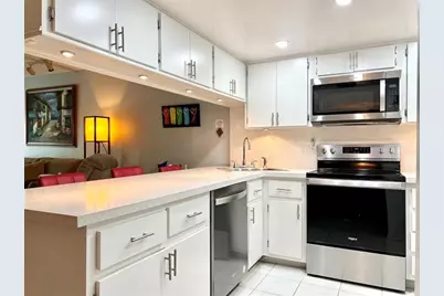 3002 NE 5th Ter, Unit #209-B, Wilton Manors, FL 33334 - Photo 5