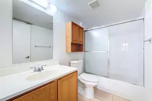 4025 N Federal Hwy, Oakland Park, FL 33308 - Photo 17