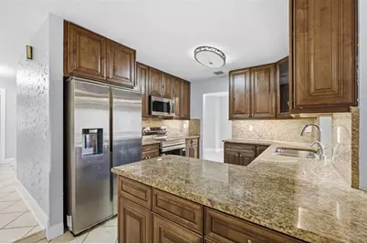 2702 NW 98th Way, Coral Springs, FL 33065 - Photo 7