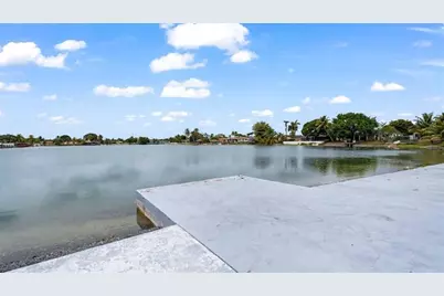 6290 W 16th, Hialeah, FL 33012 - Photo 53