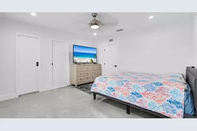 6290 W 16th, Hialeah, FL 33012 - Photo 41