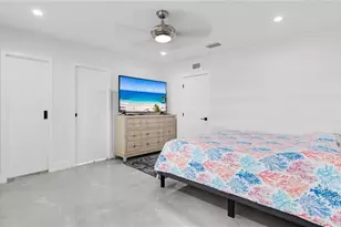 6290 W 16th, Hialeah, FL 33012 - Photo 41