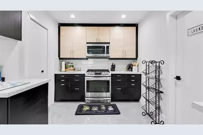 6290 W 16th, Hialeah, FL 33012 - Photo 21