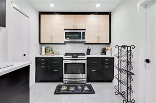 6290 W 16th, Hialeah, FL 33012 - Photo 21