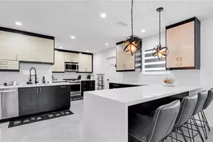 6290 W 16th, Hialeah, FL 33012 - Photo 19