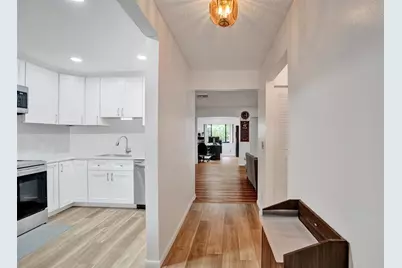 1752 SW 19 Avenue, Deerfield Beach, FL 33442 - Photo 3