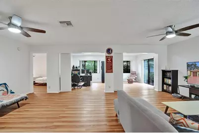 1752 SW 19 Avenue, Deerfield Beach, FL 33442 - Photo 9