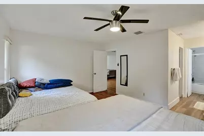 1752 SW 19 Avenue, Deerfield Beach, FL 33442 - Photo 25